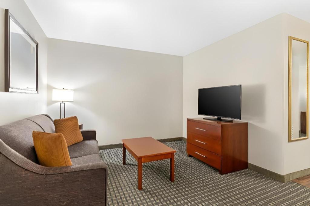 Best Western Northwest Corpus Christi Inn & Suites Exterior photo