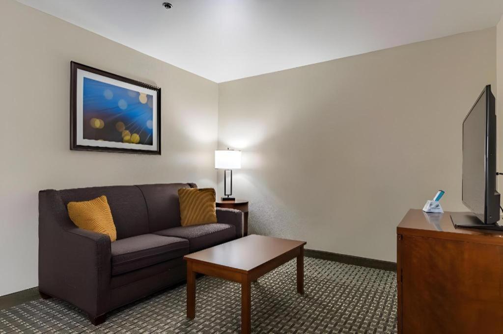 Best Western Northwest Corpus Christi Inn & Suites Exterior photo